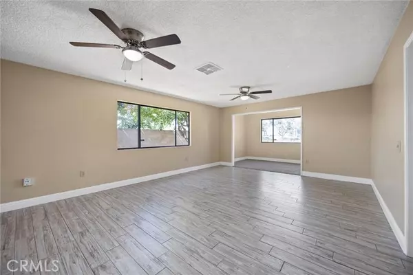 Bakersfield, CA 93308,6531 Almond DR