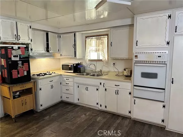 Yucaipa, CA 92399,12813 Seventh 26