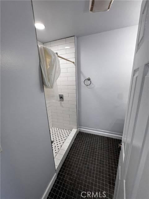 San Pedro, CA 90731,561 W 12th ST