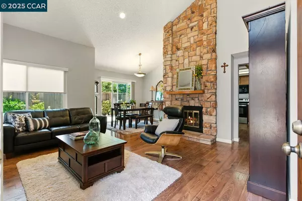 Martinez, CA 94553-5479,317 Lake Dale CT