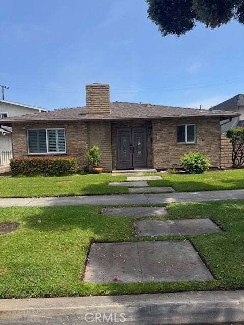 522 17th ST, Huntington Beach, CA 92648