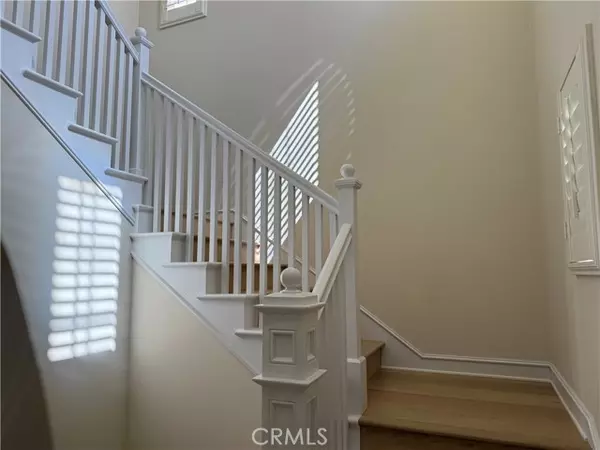 Irvine, CA 92620,31 Grape Arbor