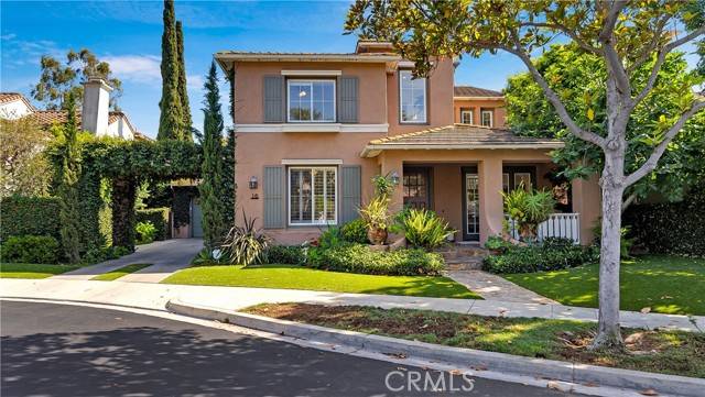 16 Bayleaf LN, Irvine, CA 92620