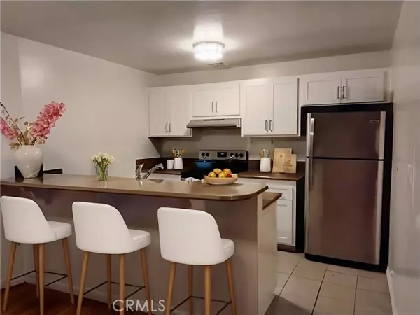 Encino, CA 91316,5414 Newcastle AVE 7