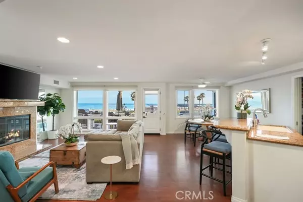 Corona Del Mar, CA 92625,3036 Breakers DR