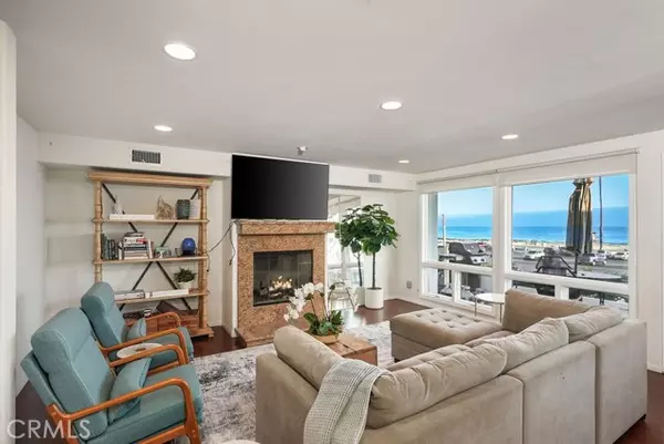3036 Breakers DR, Corona Del Mar, CA 92625