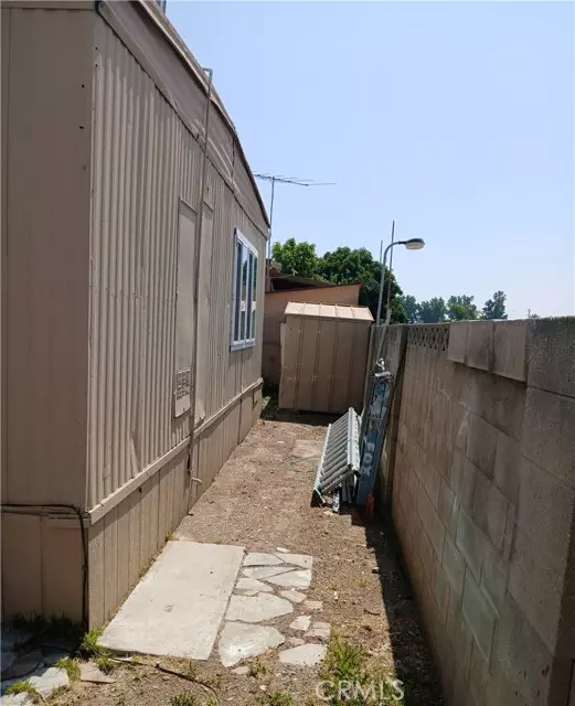 San Bernardino, CA 92376,250 Linden AVE