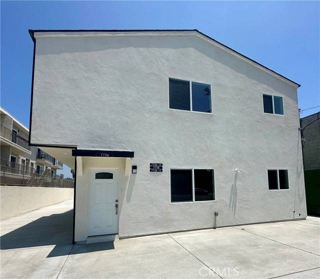 North Hollywood, CA 91605,7726 Laurel Canyon BLD