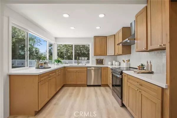 Laguna Hills, CA 92653,25052 Mawson DR