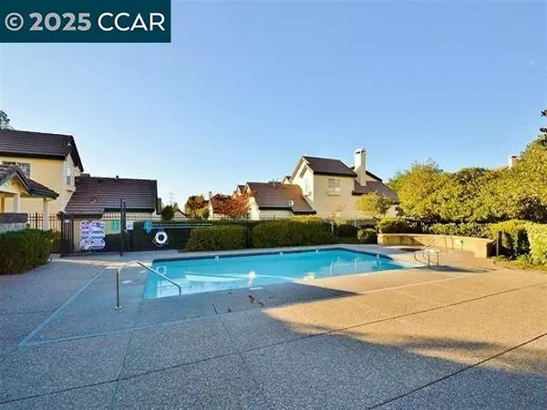 1328 Shell Ln, Clayton, CA 94517
