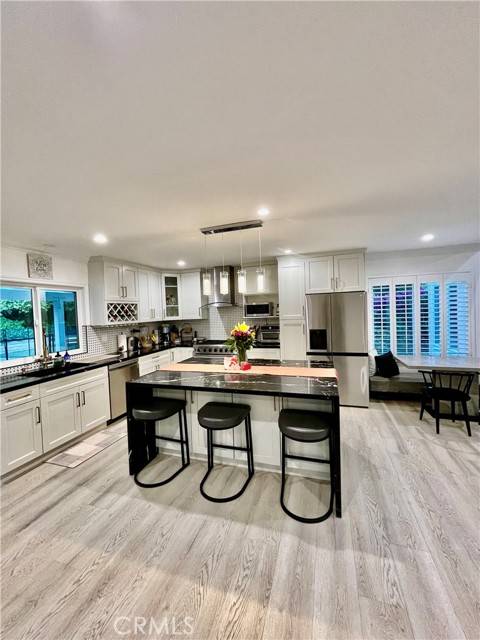 Porter Ranch, CA 91326,10468 Des Moines AVE