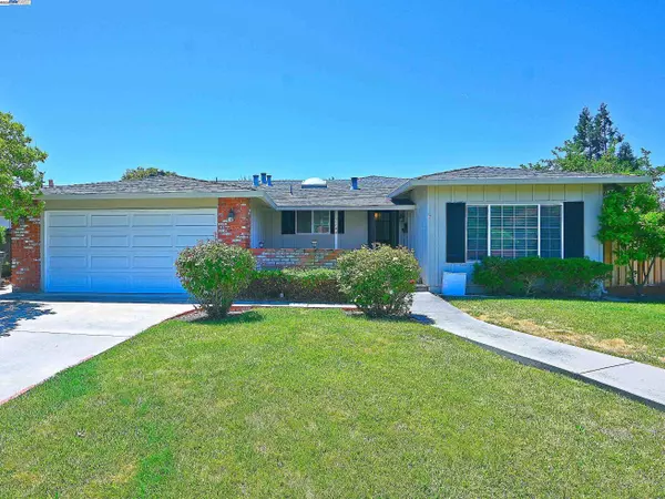 7144 Prince Dr, Dublin, CA 94568