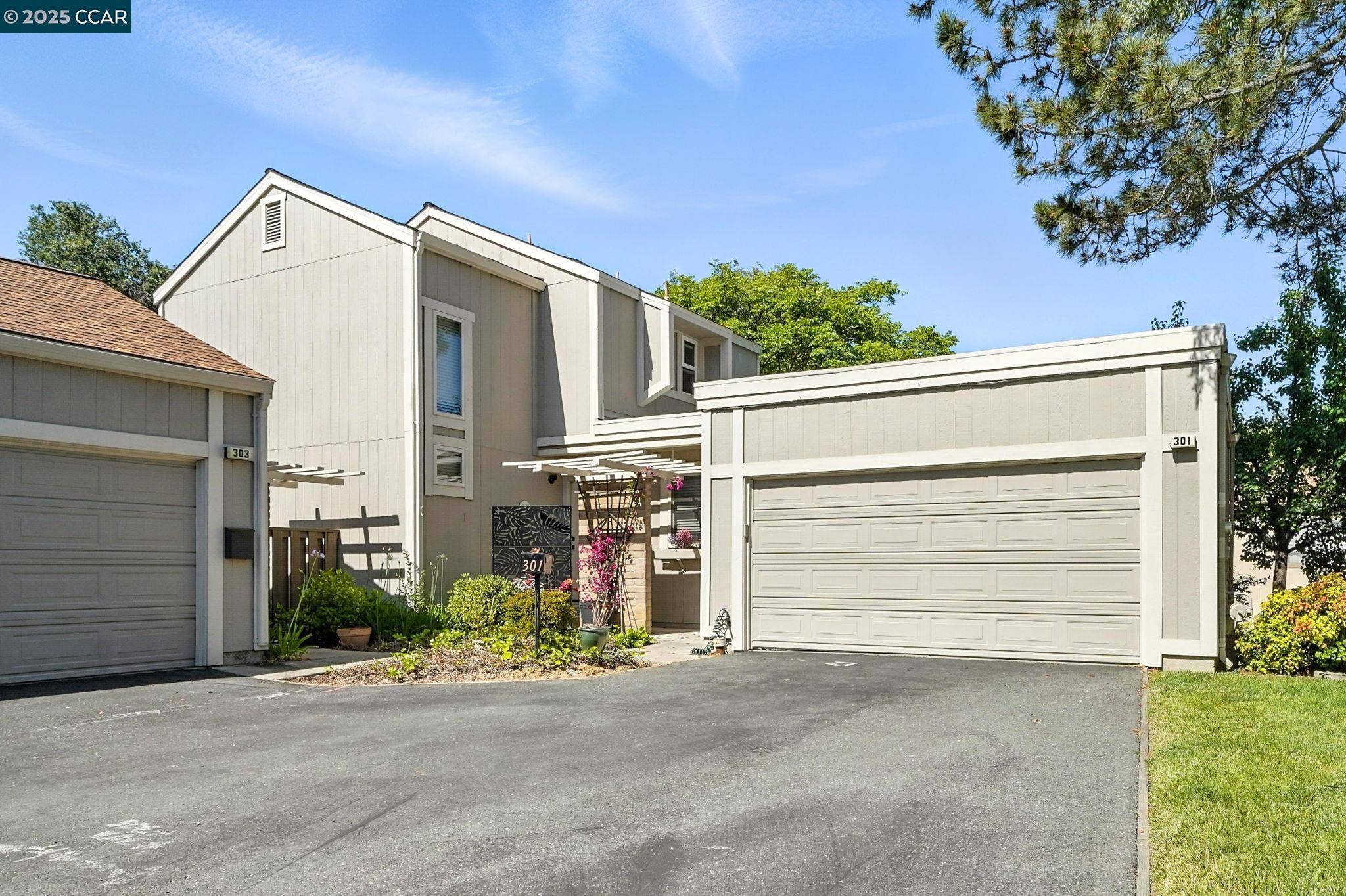 301 Parklane Plz, Martinez, CA 94553