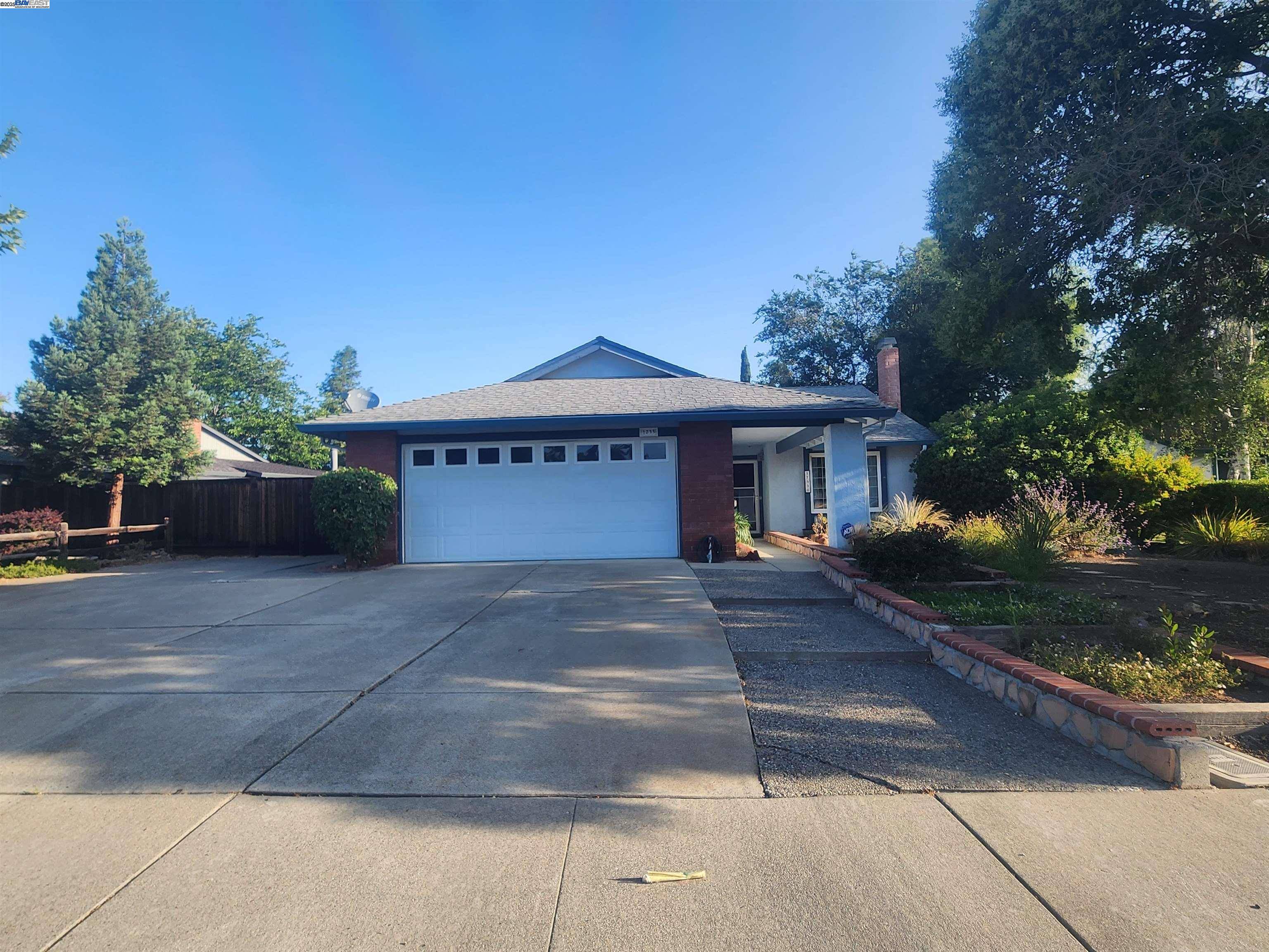 Livermore, CA 94551,1733 Carnation Cir