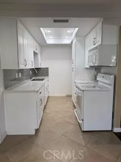 Diamond Bar, CA 91765,23410 Sunset Crossing RD C