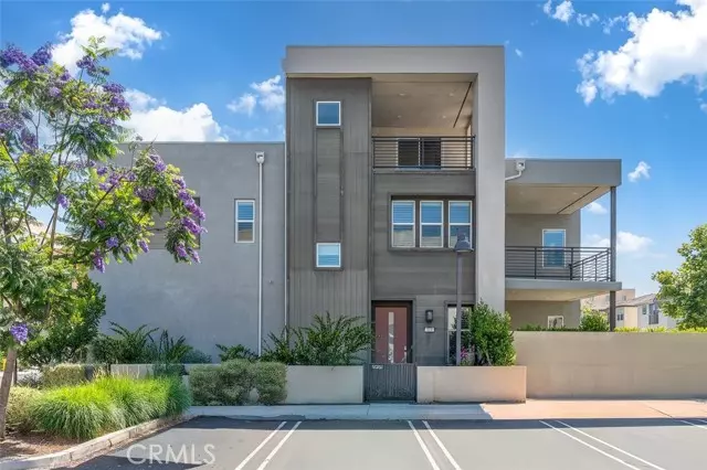 319 Sawbuck, Irvine, CA 92618