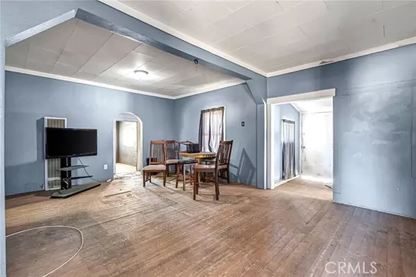 Clovis, CA 93611,760 Sunnyside AVE