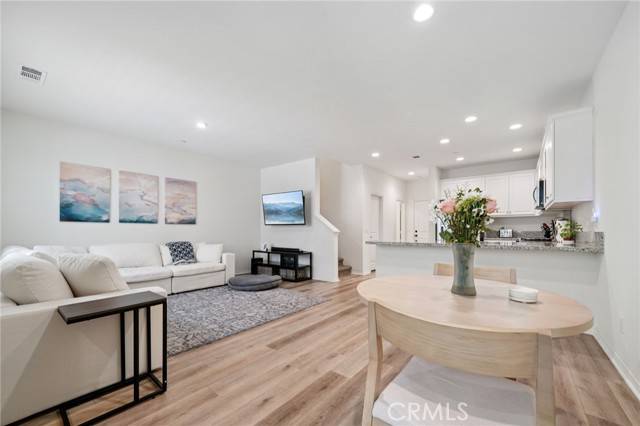2818 E Berry Loop Privado 66, Ontario, CA 91761