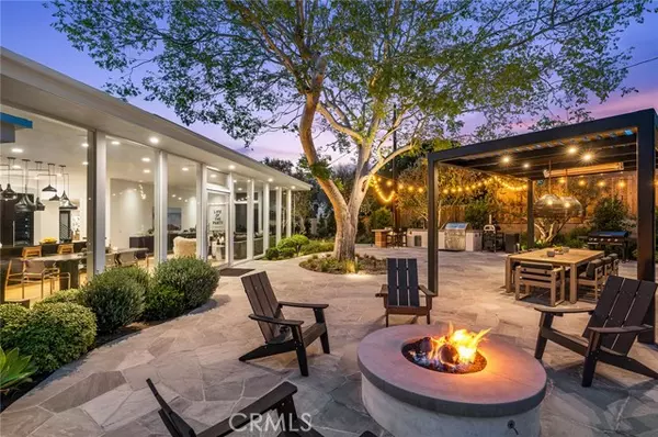 Newport Beach, CA 92660,2301 Santiago DR