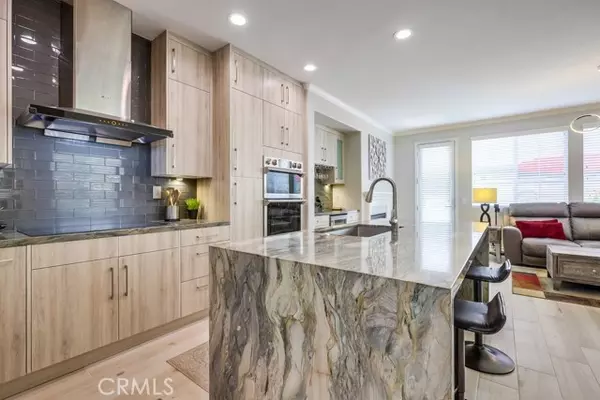 Orange, CA 92865,373 W Pebble Creek LN