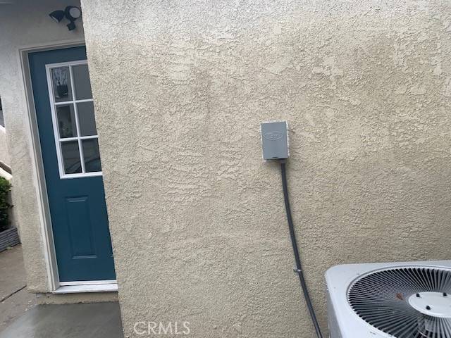 Long Beach, CA 90805,5471 Olive AVE front house