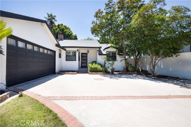 5715 Cahill AVE, Tarzana, CA 91356