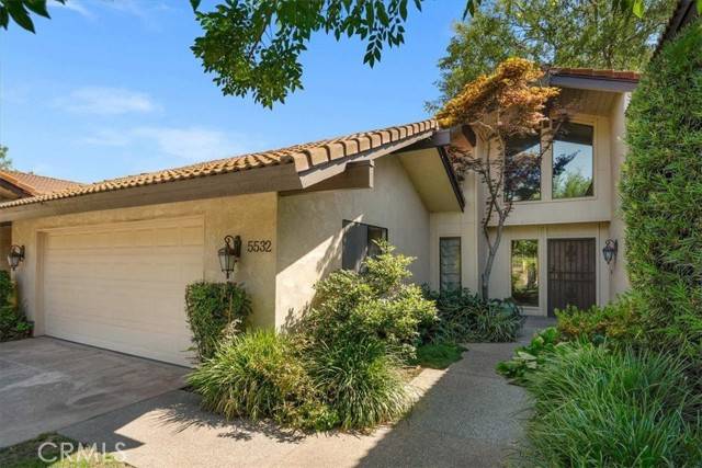 5532 N El Adobe DR, Fresno, CA 93711