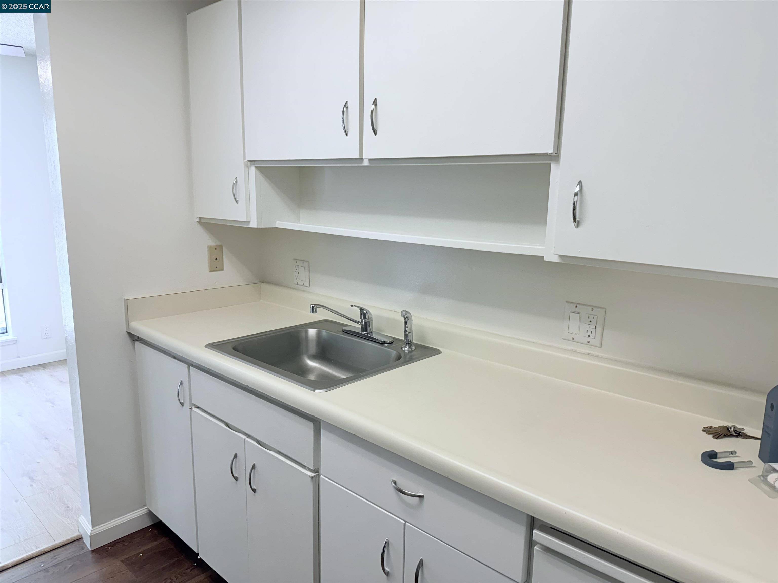 Walnut Creek, CA 94596,480 N Civic Dr 103