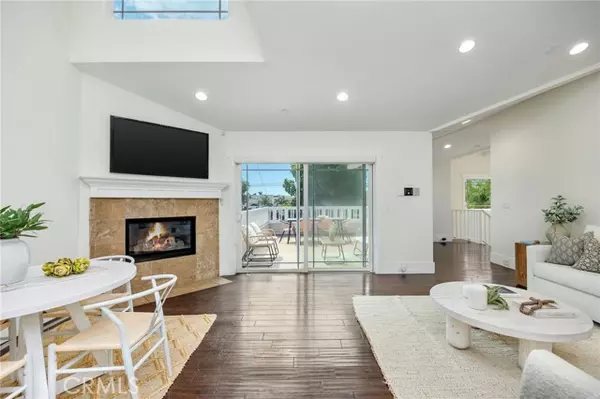 Redondo Beach, CA 90277,806 N. Irena Ave A