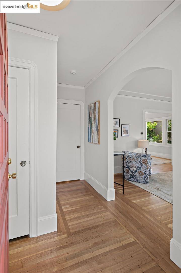 Berkeley, CA 94705,2116 Woolsey St