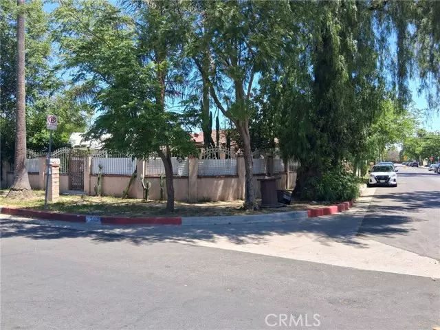 Canoga Park, CA 91303,7502 Remmet AVE