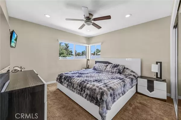 Granada Hills, CA 91344,17106 Donmetz ST