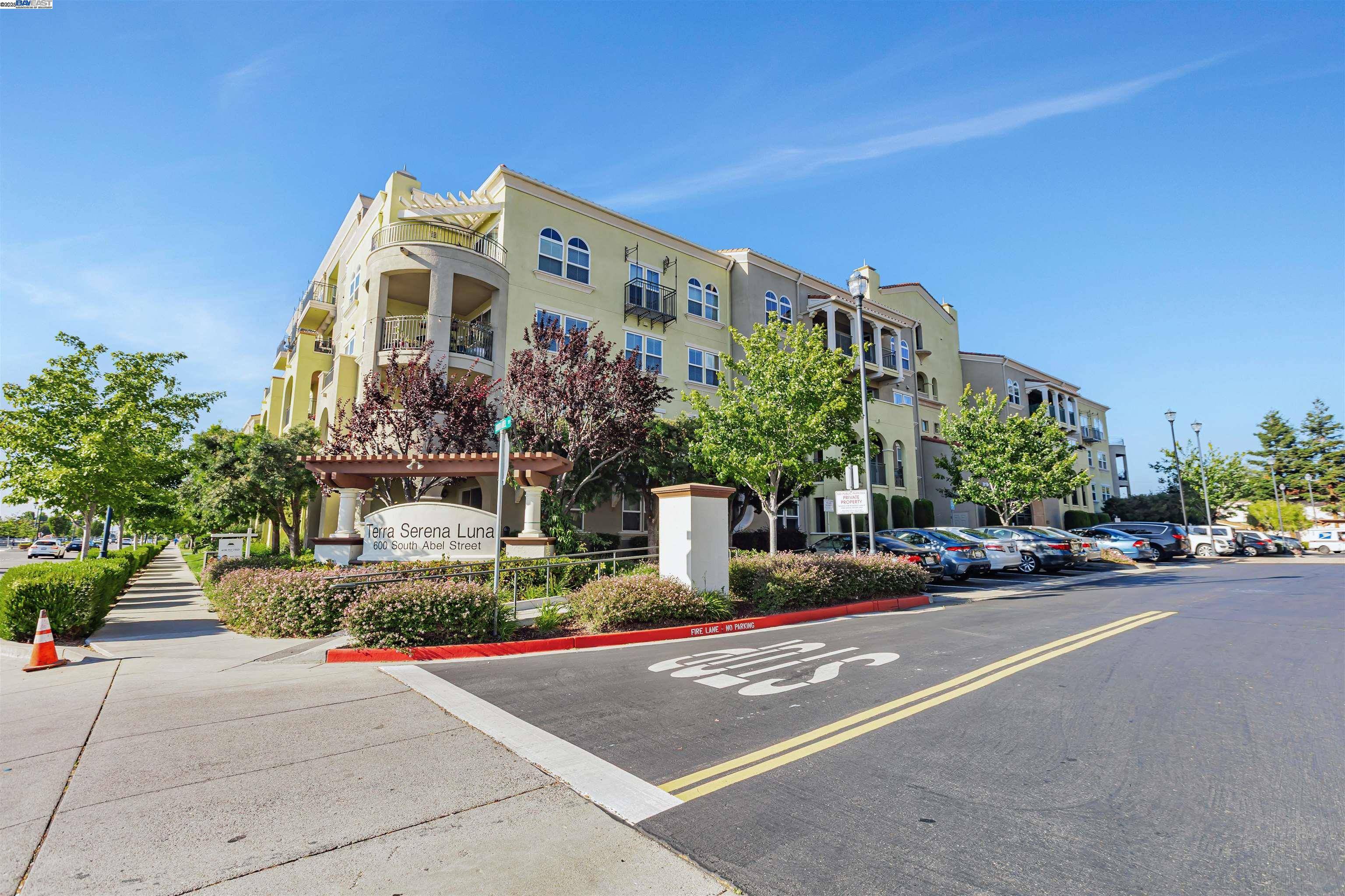 Milpitas, CA 95035,600 S Abel St 225