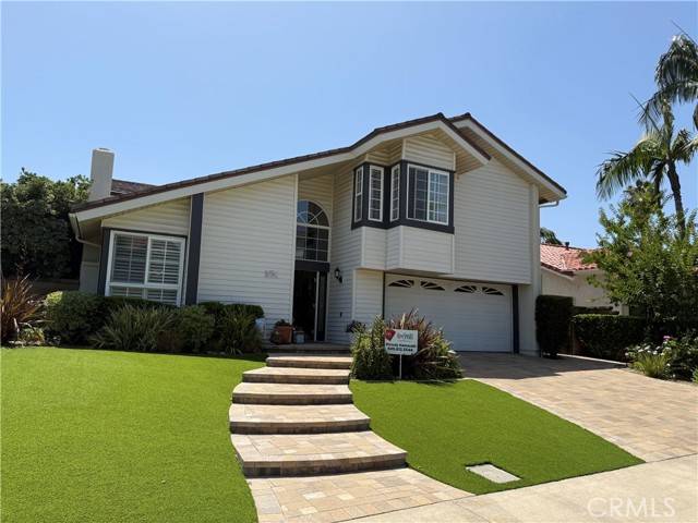 27201 Via Aurora, Mission Viejo, CA 92691