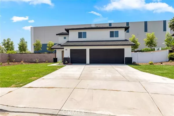 Rialto, CA 92377,2504 N Fitzsimmons AVE