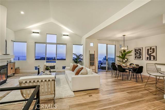 4216 Highland Avenue B, Manhattan Beach, CA 90266