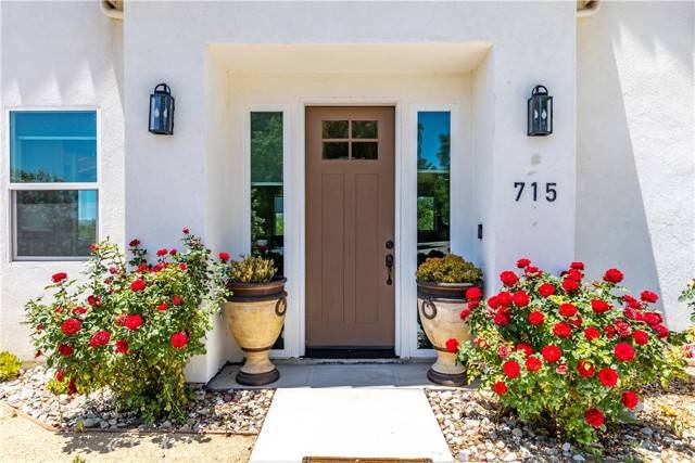 Paso Robles, CA 93446,715 Orchard DR