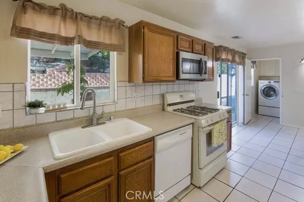 Sylmar, CA 91342,11661 Luanda St