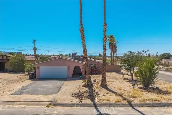 Twentynine Palms, CA 92277,5616 Cahuilla AVE