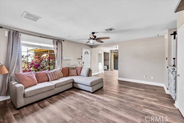 Twentynine Palms, CA 92277,5616 Cahuilla AVE