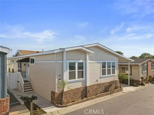 Laguna Hills, CA 92653,23301 Ridge Route DR 138