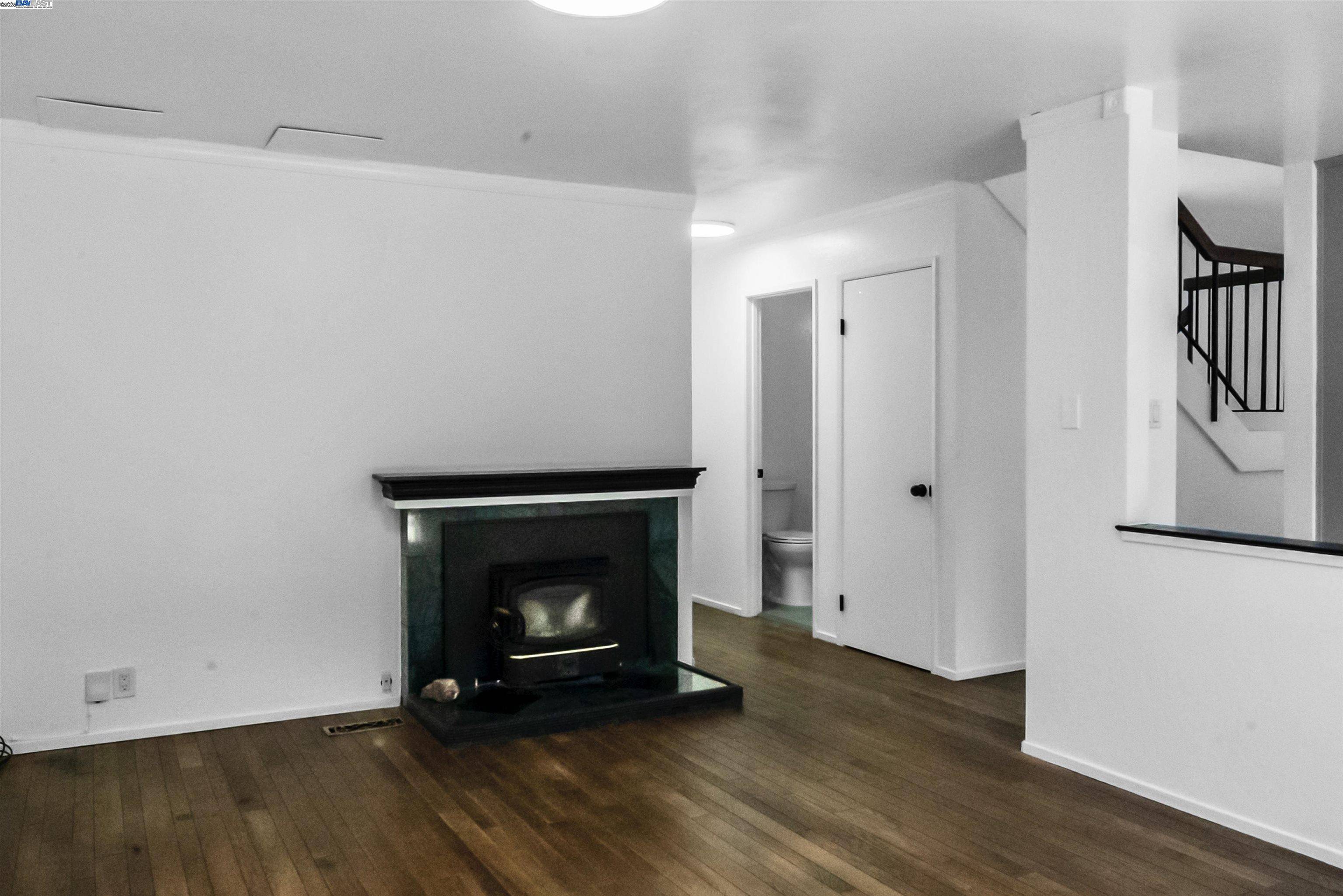 Daly City, CA 94015,664 Gellert Blvd