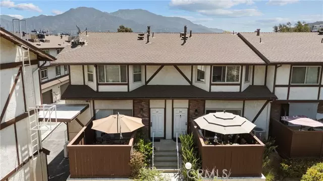 10480 Sunland BLD 27, Sunland, CA 91040