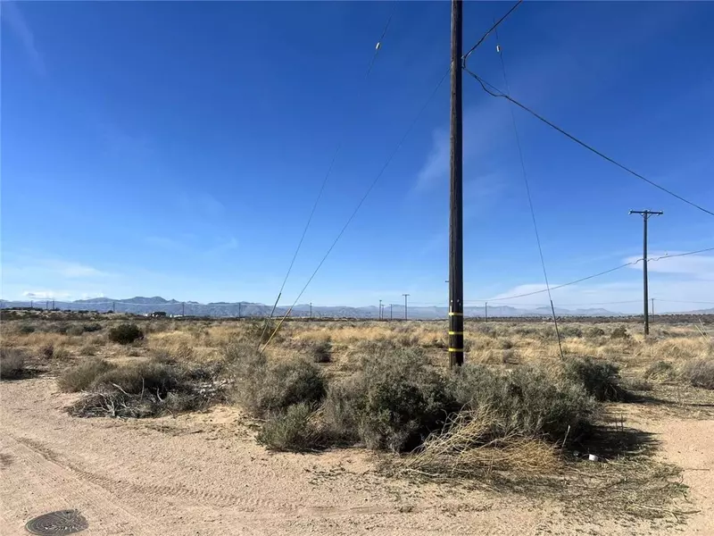 11120 Hooker AVE, California City, CA 93505