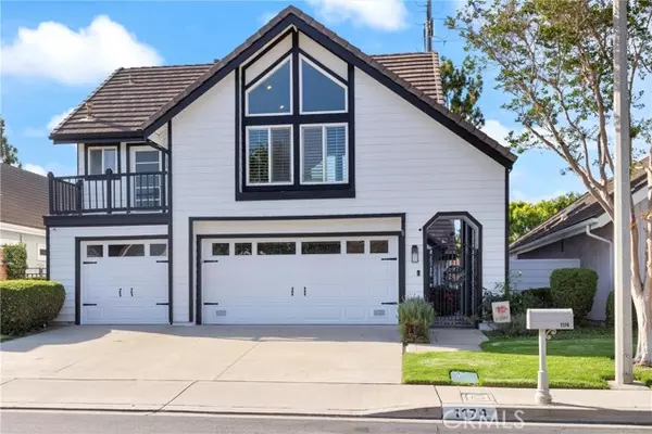 Costa Mesa, CA 92626,1174 Kingston ST