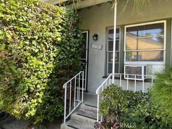 Toluca Lake, CA 91602,10856 Camarillo ST