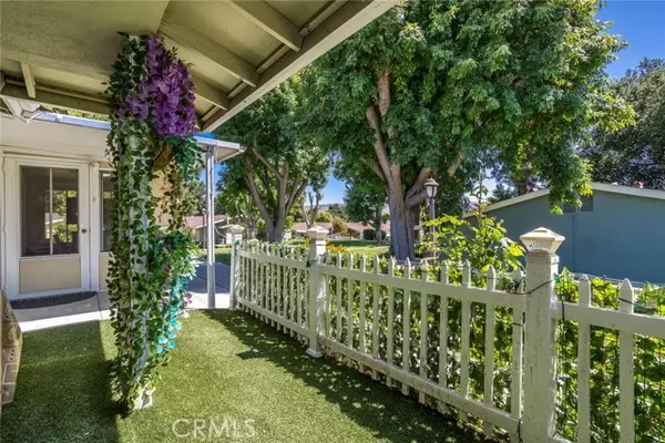 Newhall, CA 91321,19124 Avenue Of The Oaks A