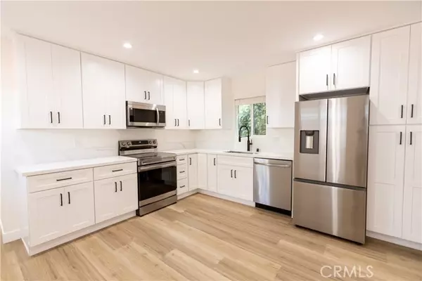 Glendora, CA 91740,638 W Glen Lyn DR B
