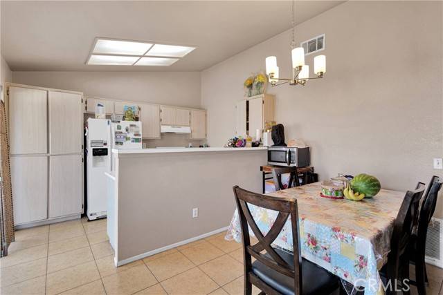 Adelanto, CA 92301,14753 Kimberly ST