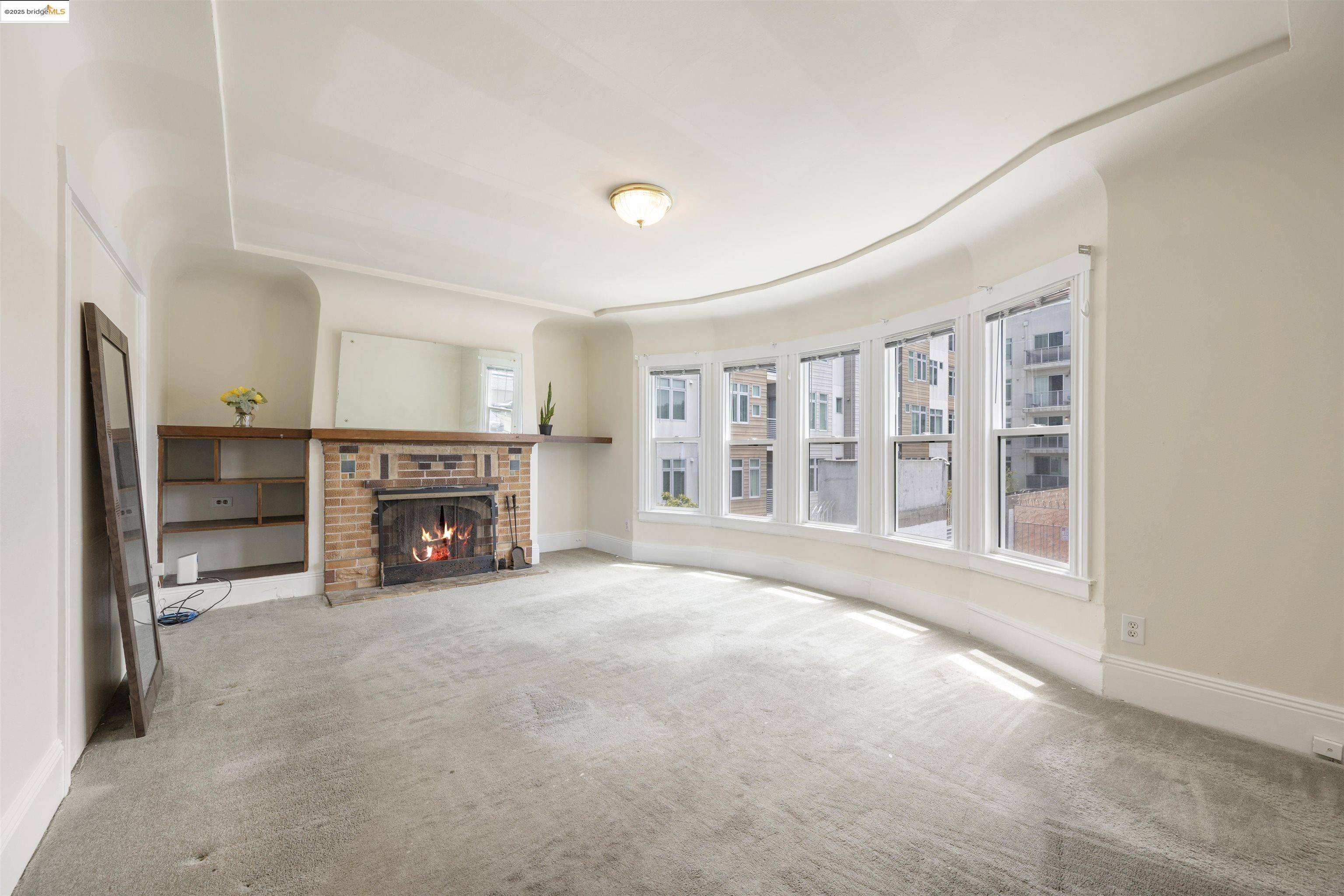 Sanfrancic, CA 94112,2 Gloria Ct